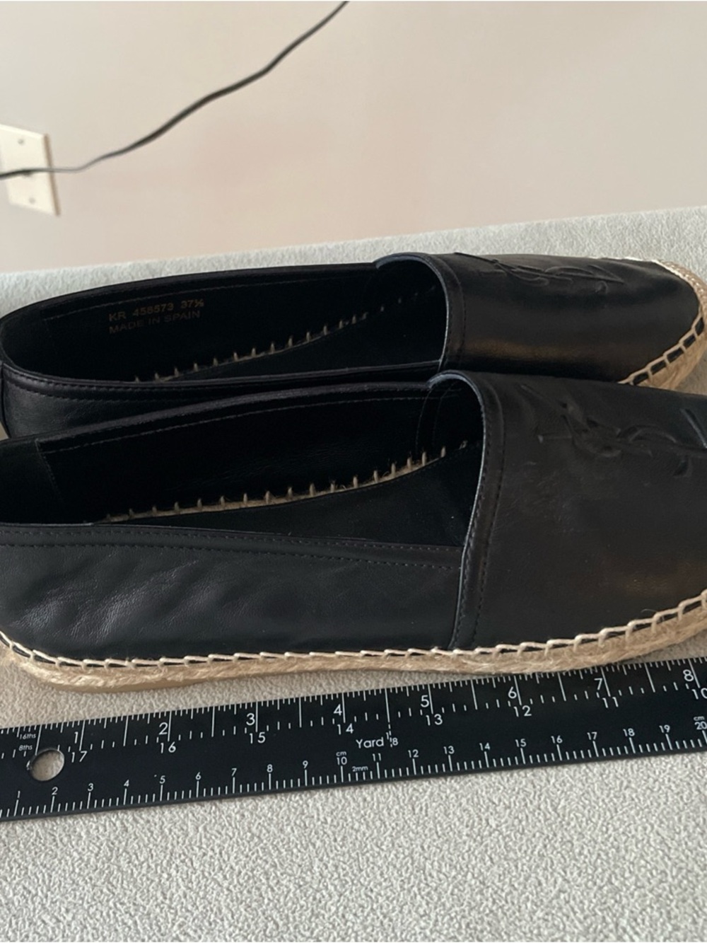 YSL Saint Laurent Flats Made In Spain Leather Size 7.5 Bag Is Included - Picture 9 of 11
